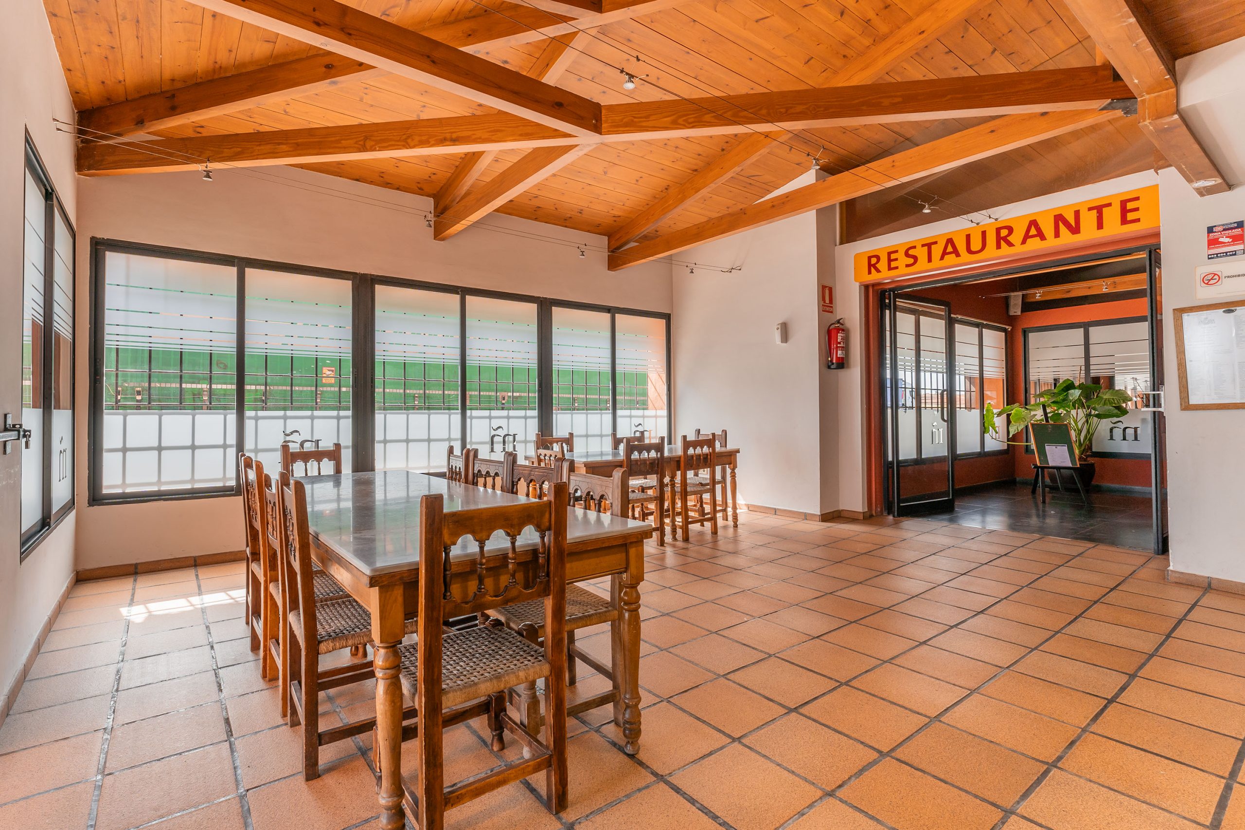 Los Maños - foto del bar - cafetería